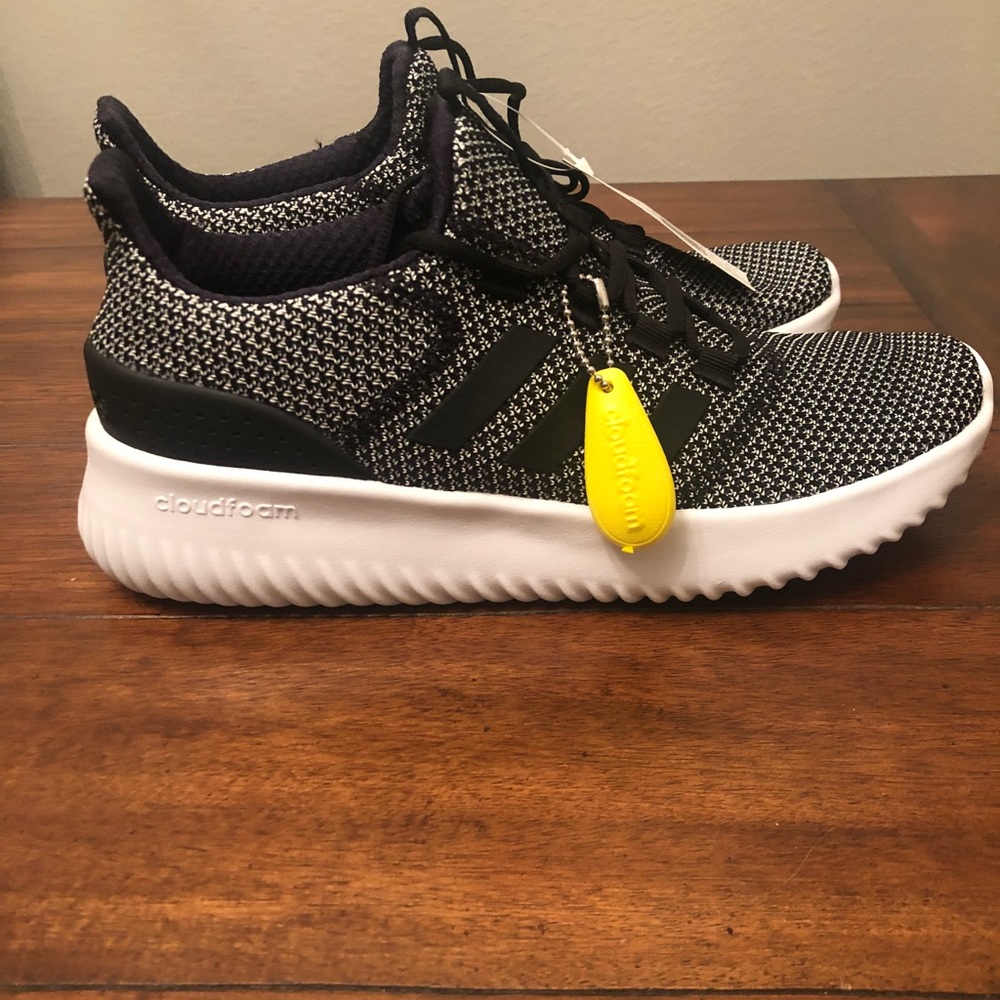 🆕❌SOLD❌Adidas Cloud foam core - Picture 2 of 6